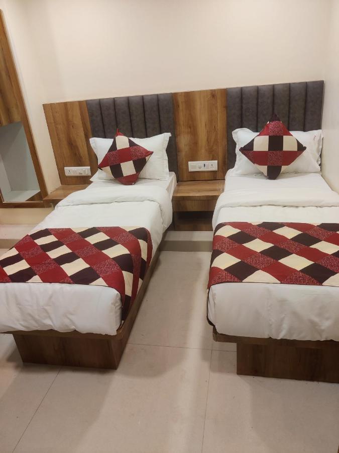 Bkc Corporate Hostel Ac Dormitory Bombay Exterior foto